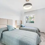 Relax, Comfort And Modern. La Dama De Noche. Bibiblue