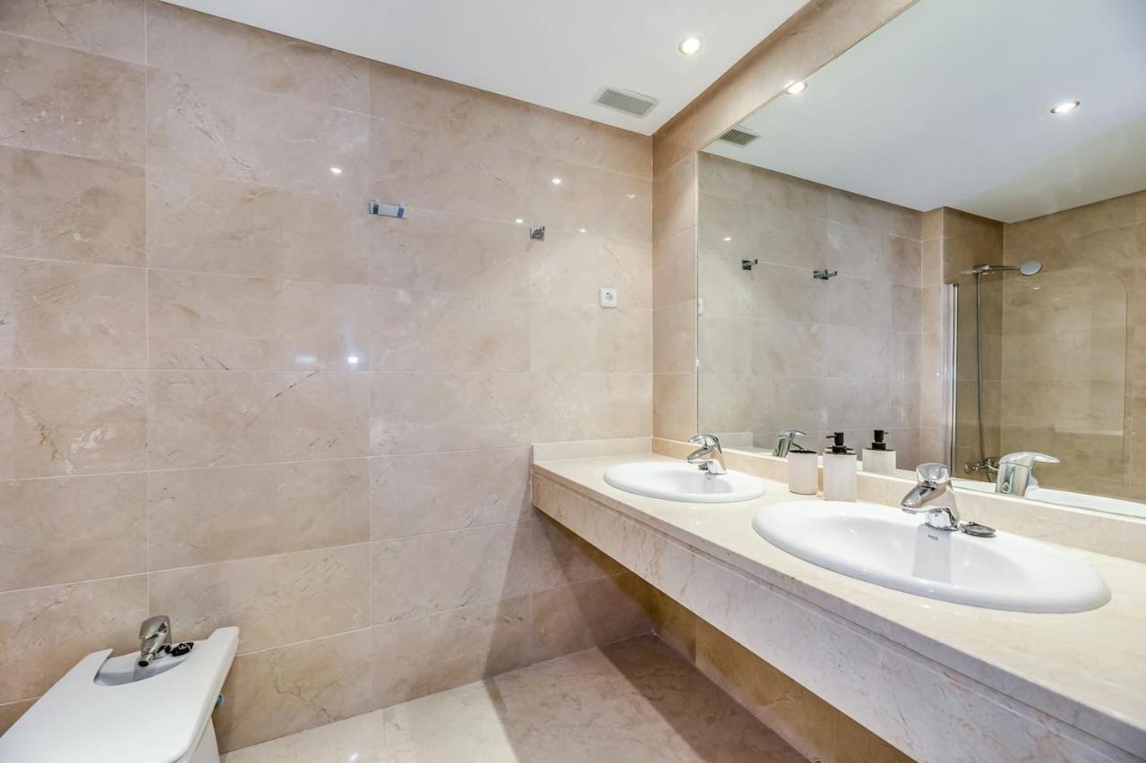 Relax, Comfort And Modern. La Dama De Noche. Bibiblue Apartment